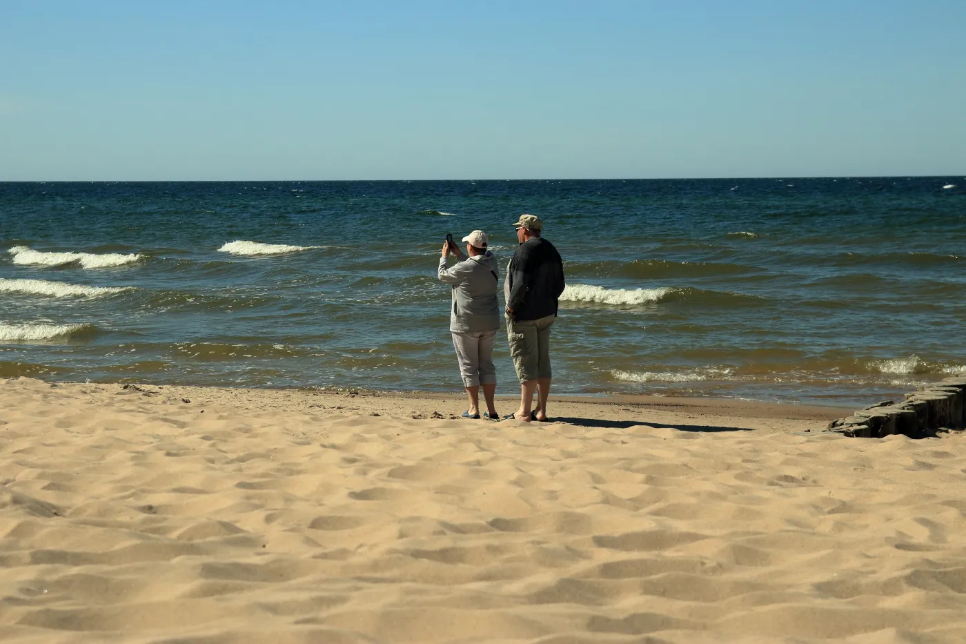 Wakacje last minute za grosze. Polacy planują spontaniczny urlop w sierpniu. Zaskakujące kierunki