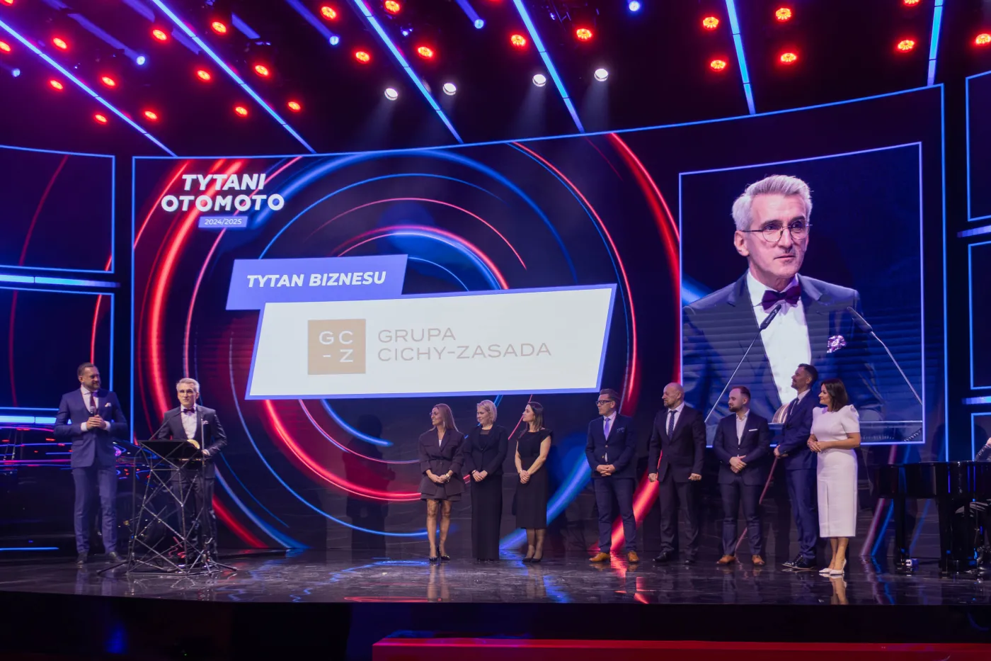 Tytani Biznesu i dane w ruchu: lipcowy obraz rynku z raportu OTOMOTO Insights