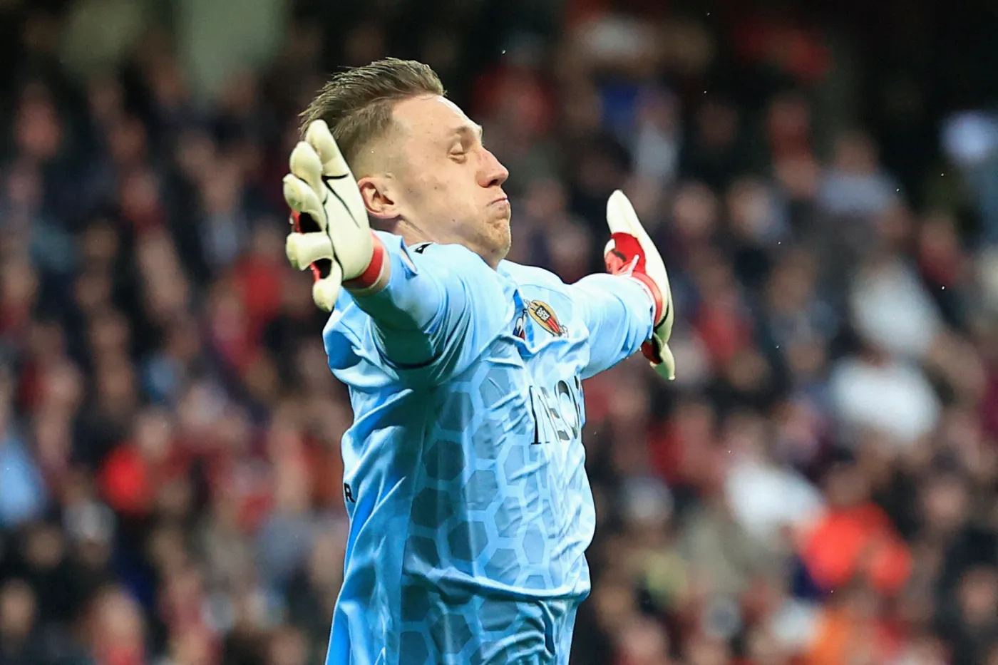 Dramat Marcina Bułki. Bramkarz na długo wypada z gry i reprezentacji Polski