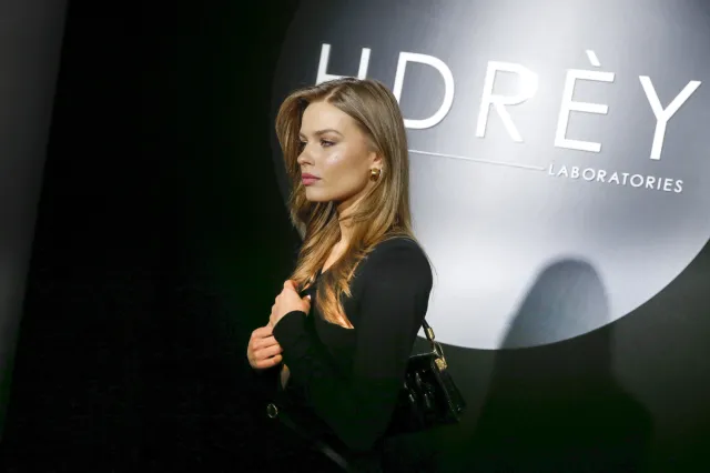 Miała zatańczyć z Michałem Czerneckim. Dostała nową fuchę w "Tańcu z gwiazdami"