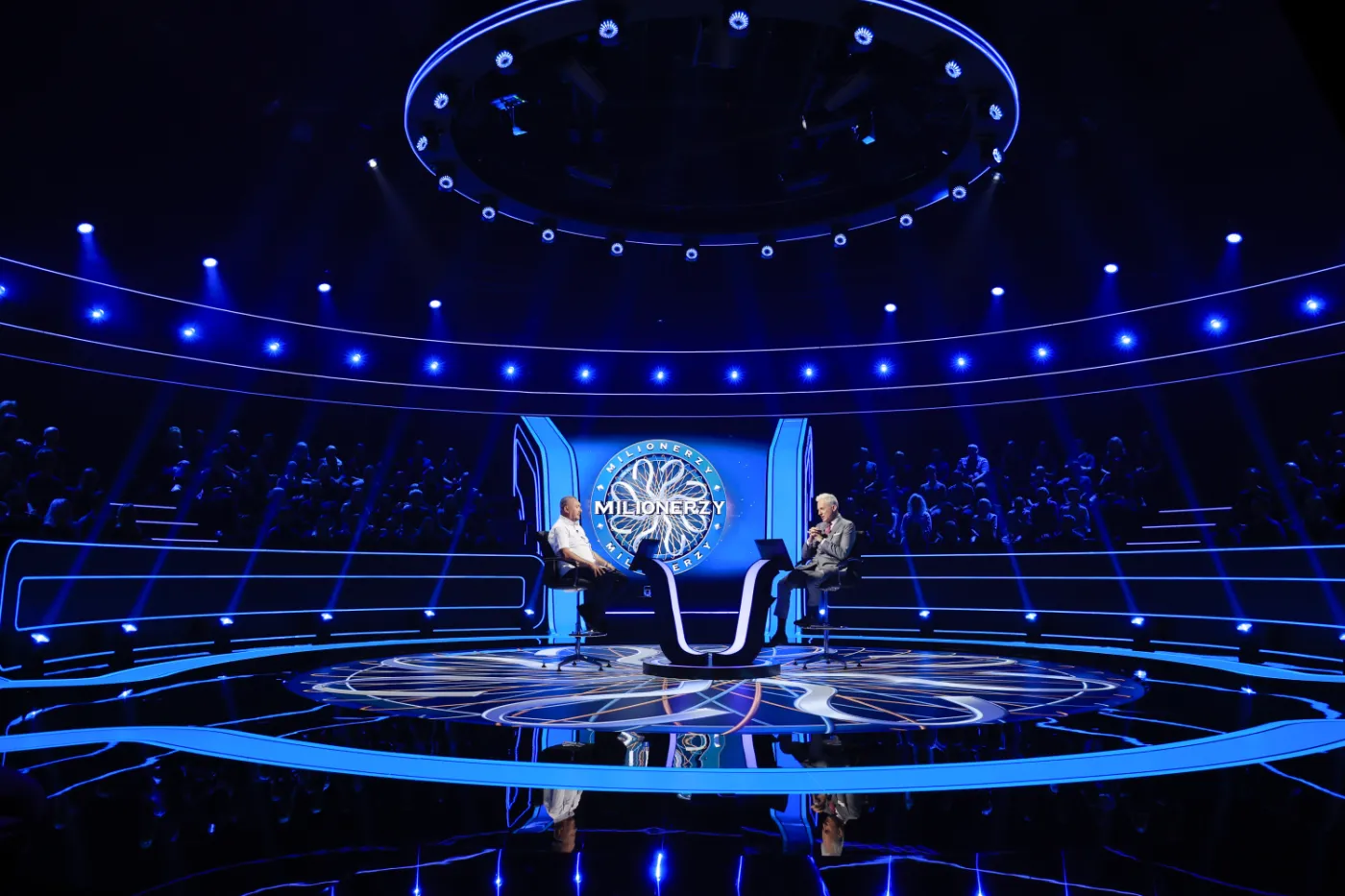 Pytanie o kaszkę pokonało uczestnika "Milionerów". Wszystko przez publiczność [WIDEO]