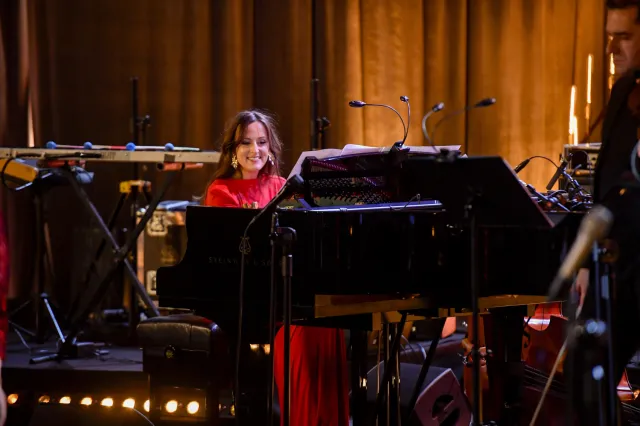 Świąteczne życzenia od Agi Derlak. Czego życzy Wam pianistka jazzowa?