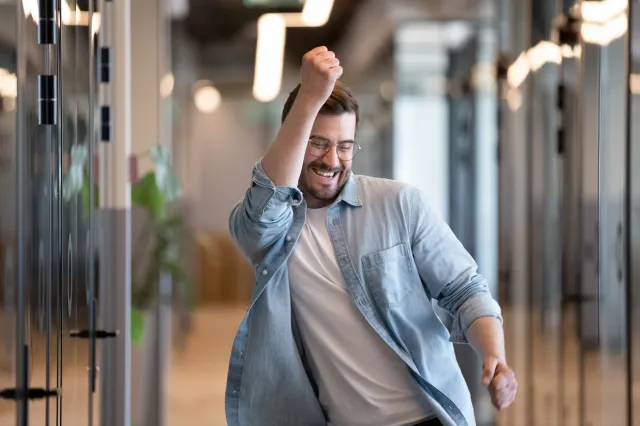 14 sierpnia i 28 grudnia w 2026 roku dniami wolnymi od pracy. Premier wydał zarządzenie gwarantujące dwa długie weekendy bez konieczności brania urlopu