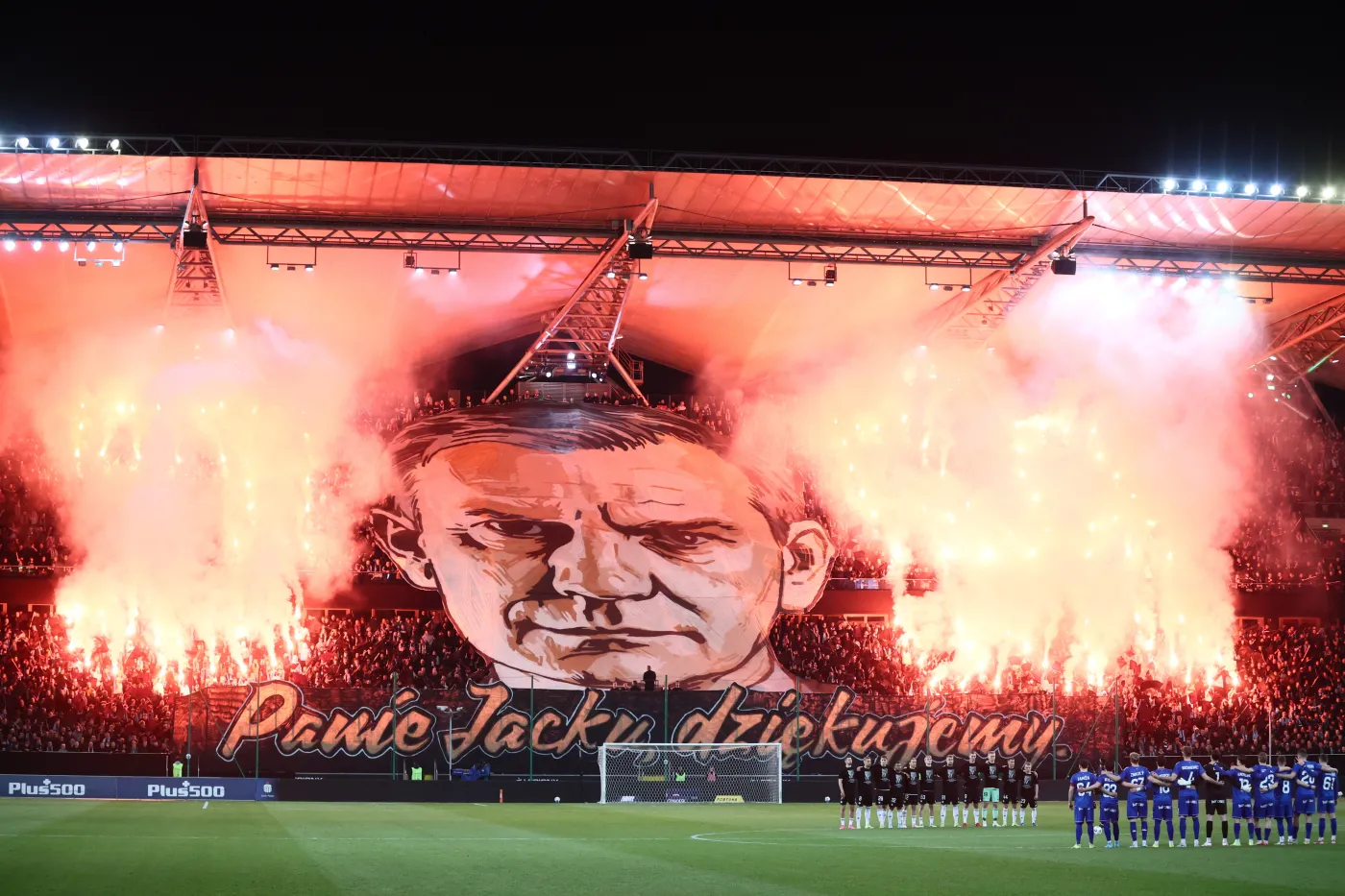 Kibice Legii Warszawa oddali hołd trenerowi Magierze. "Panie Jacku, dziękujemy"