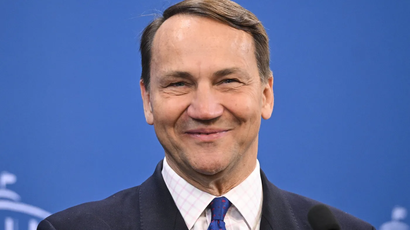 Sikorski apeluje do Nawrockiego. "Niech przywiezie z USA Ziobrę"