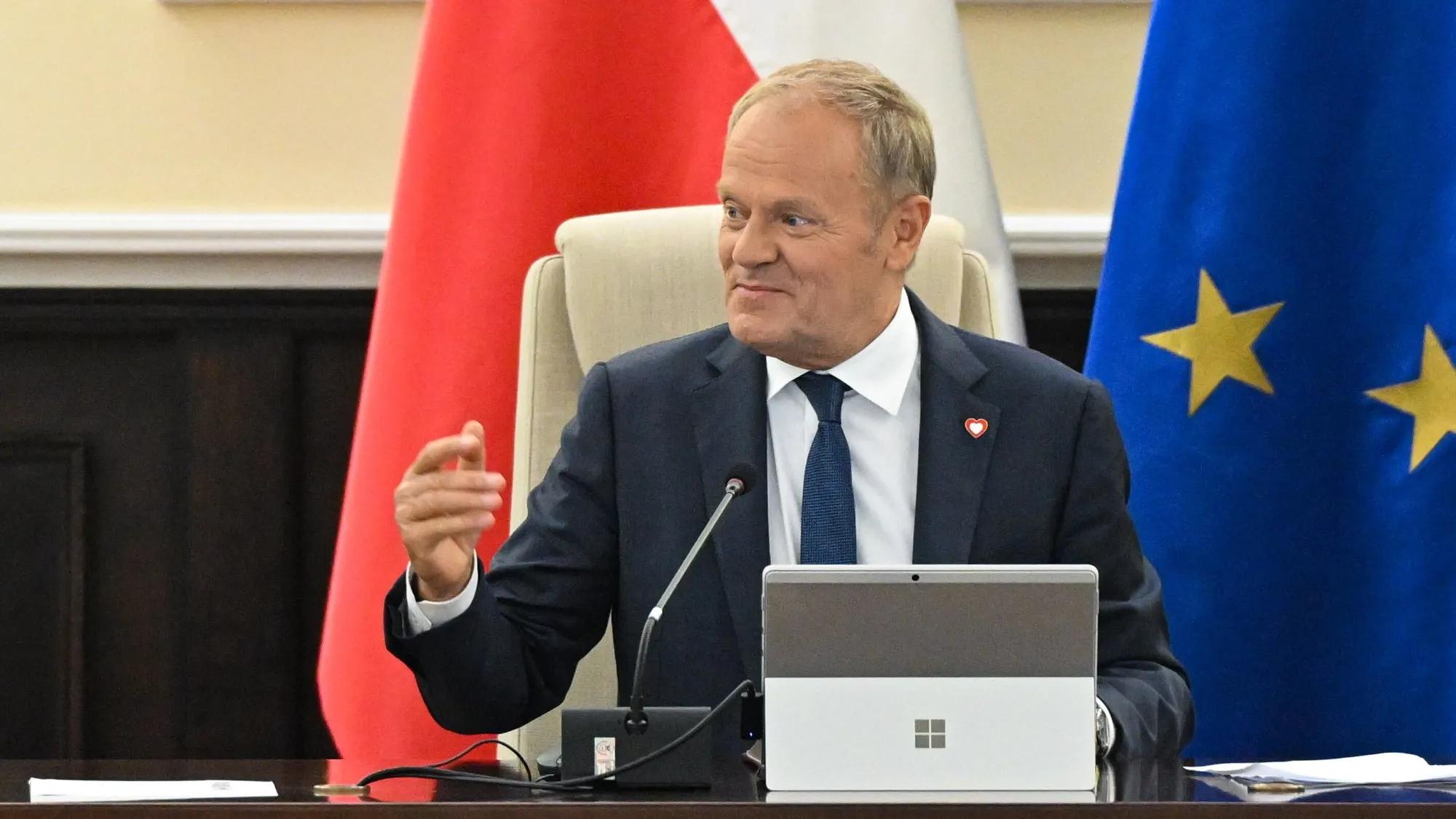 Reporterka Telewizji Republika goniła Donalda Tuska. Nagły zwrot szefa rządu