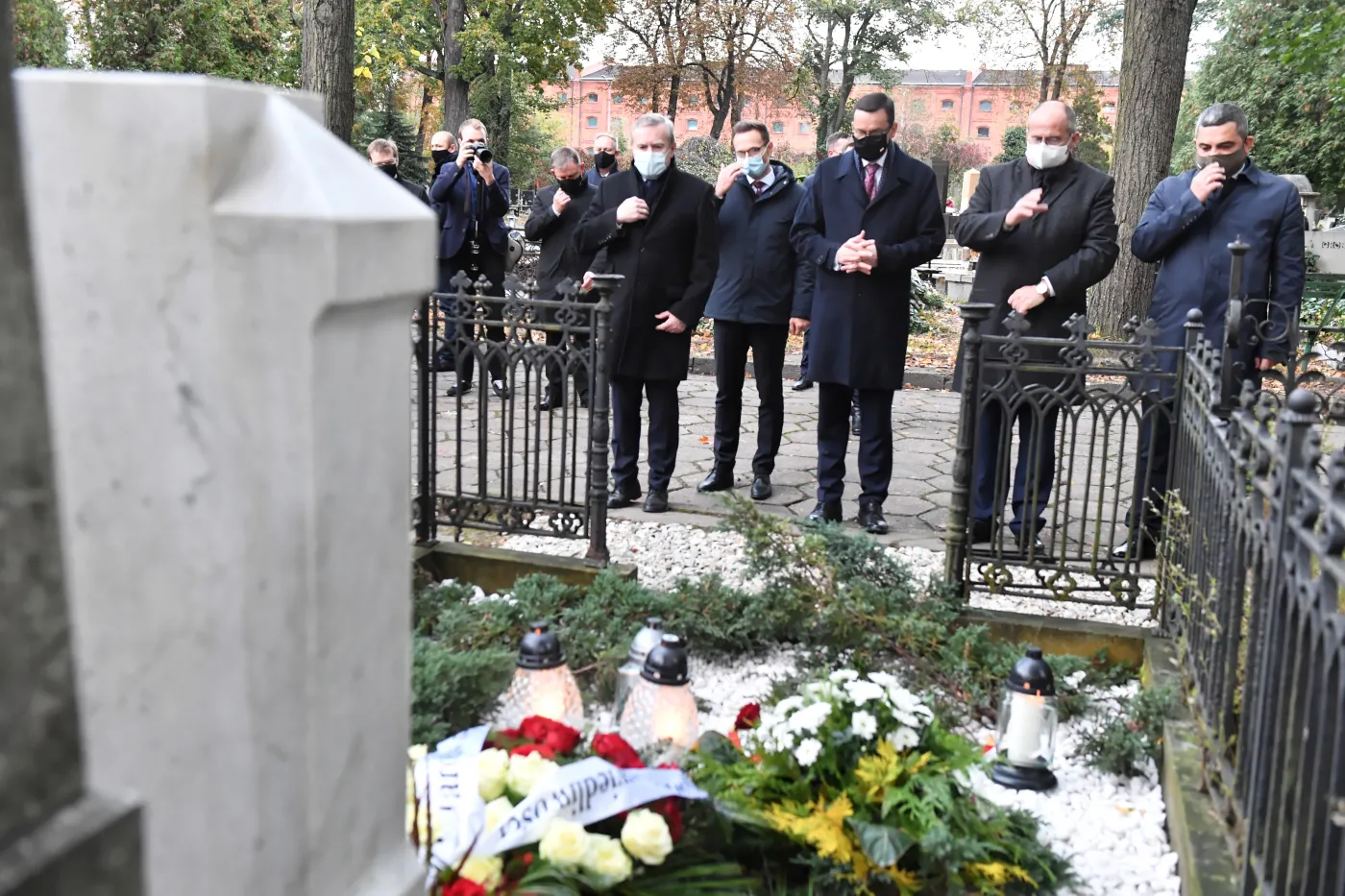 PiS oddał hołd zamordowanemu 10 lat temu Markowi Rosiakowi