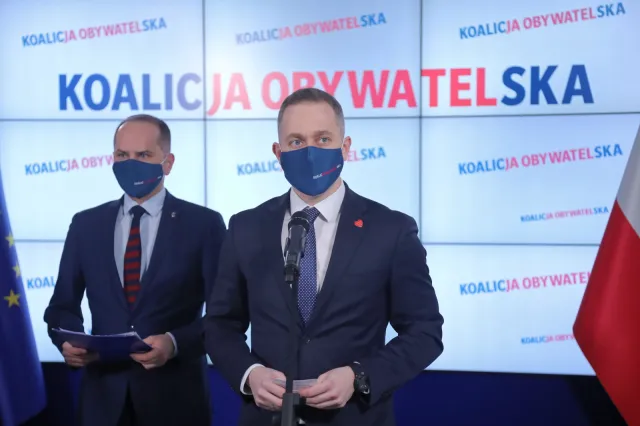 400 tys. zł dla zarządu Szpitala Narodowego za trzy tygodnie działalności? KO żąda kontroli