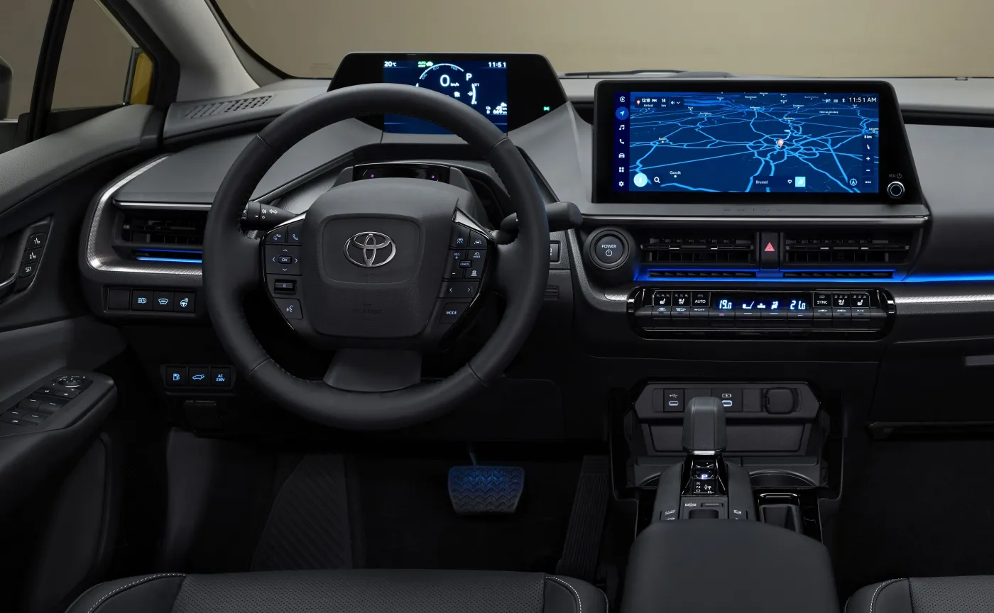 nowa-toyota-prius-wylacznie-jako-hybryda-plugin-czyli-z-ladowaniem-z-gniazdka-37620175.jpg