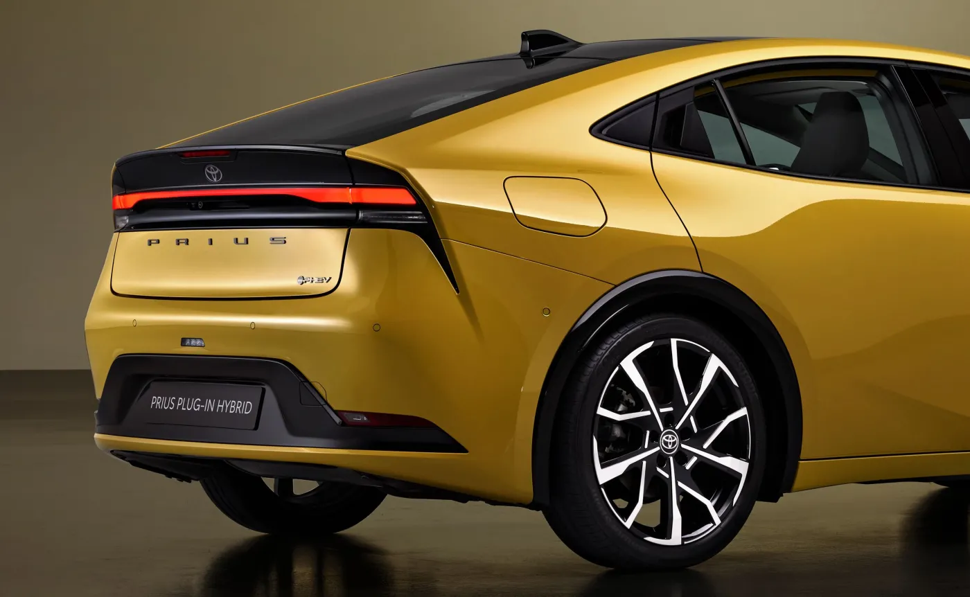 Toyota Prius wjeżdża do Polski. Ta ślicznotka zaskoczy nie tylko stylem