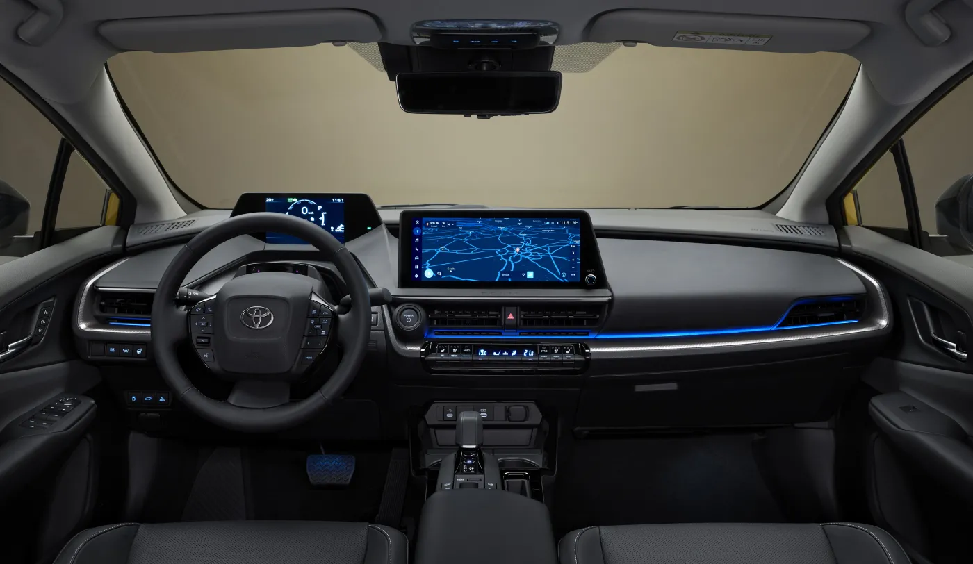 nowa-toyota-prius-wylacznie-jako-hybryda-plugin-czyli-z-ladowaniem-z-gniazdka-37620235.jpg