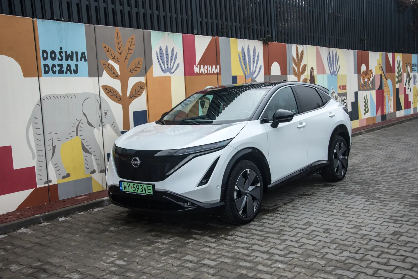 Boisz się aut elektrycznych? Nissana Ariya nie musisz. On nie kłamie z zasięgiem