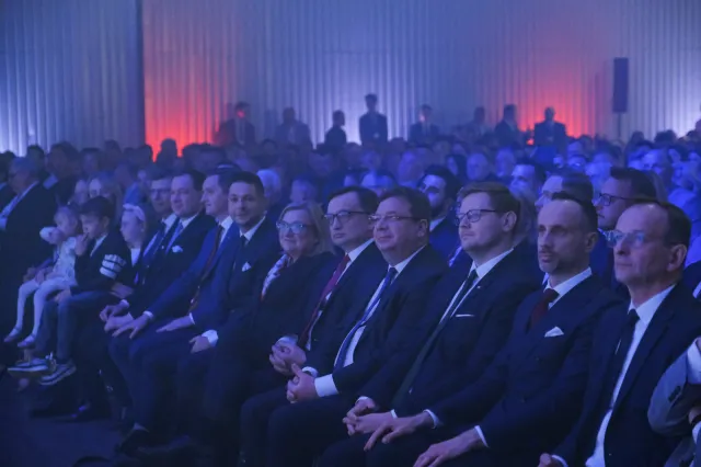 Poseł PiS porównuje partię Ziobry do maturzystów