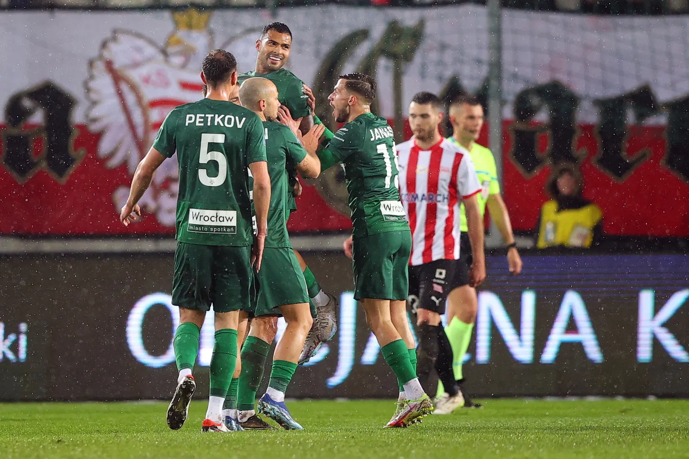 Śląsk nawet w "9" nie do zatrzymania. Ekipa Jacka Magiery ucieka rywalom [#MIG po kolejce]