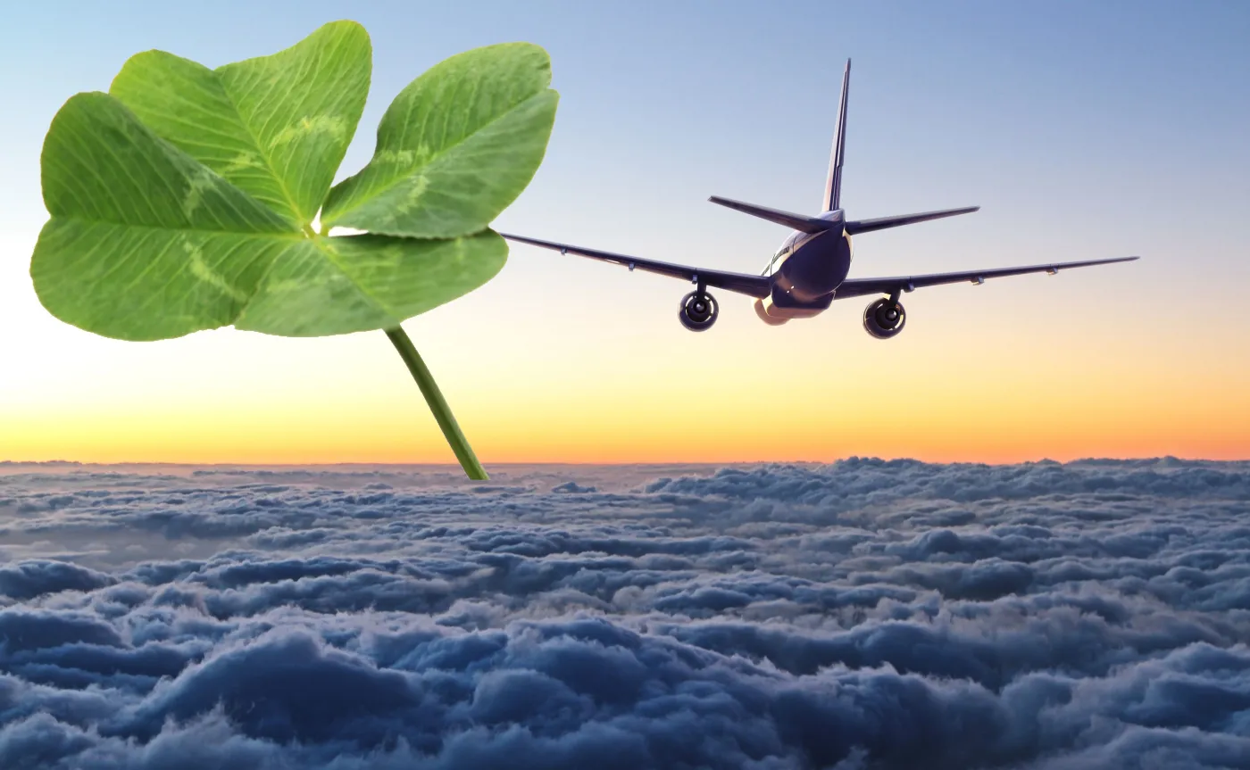 Czy pasażerowie chcą płacić za ekologiczne loty? Linie lotnicze już wiedzą