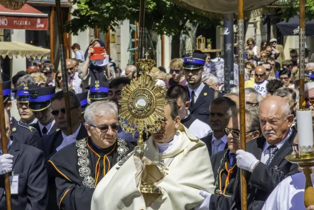Czy Boże Ciało 2024 to święto nakazane? Czy trzeba iść dziś do kościoła i na procesję?