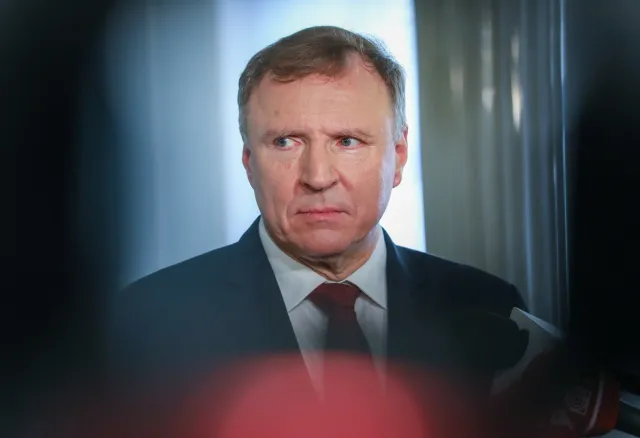 Jacek Kurski drwi z TVP. "Wyszli na pajaców"