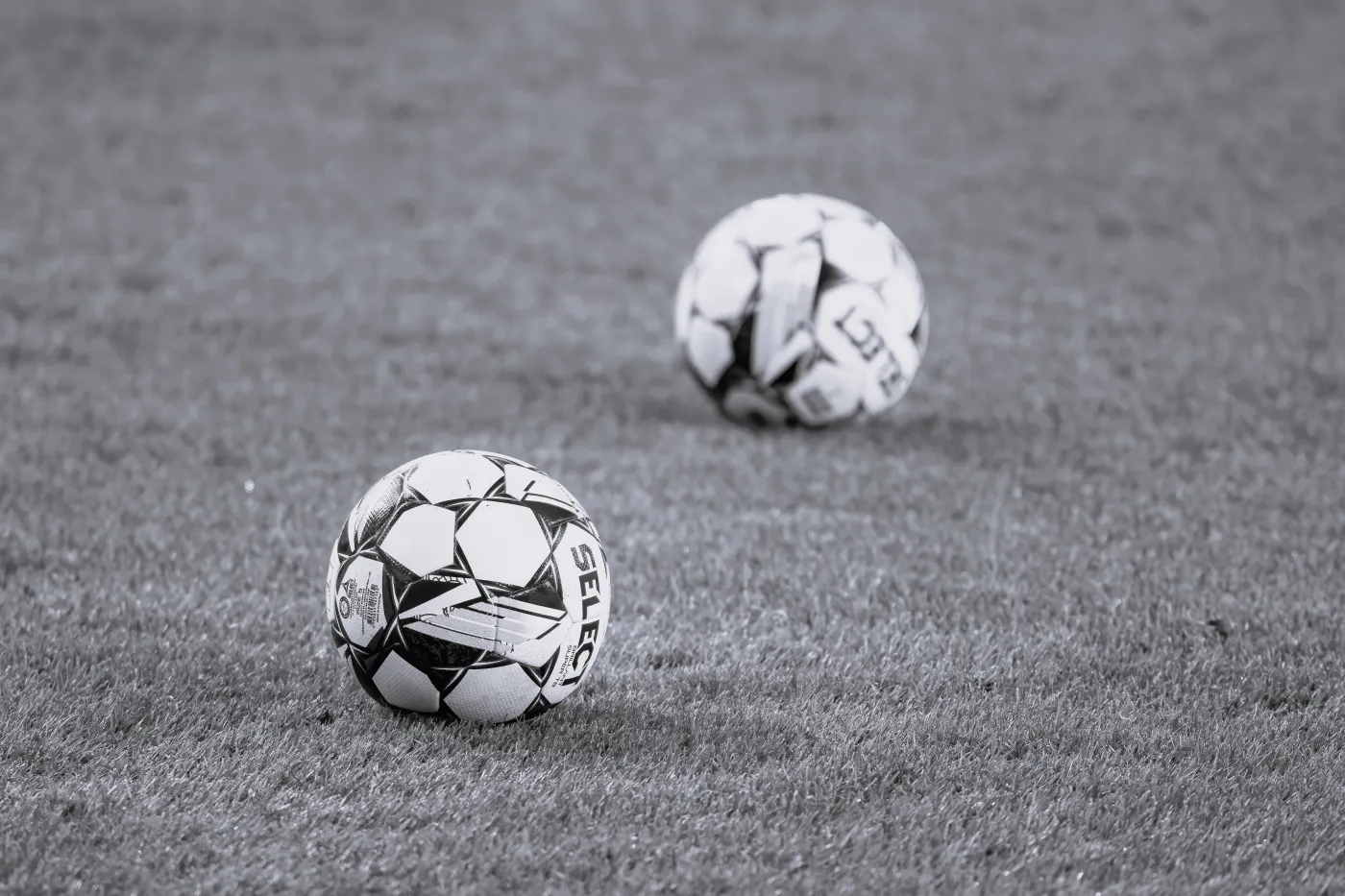 Tragedia przed meczem. 22-letni piłkarz zasłabł na rozgrzewce i zmarł w szpitalu