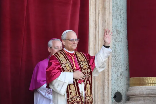 Jan Paweł II, Benedykt XVI i Franciszek lubili piłkę nożną. Nowy papież jest fanem...