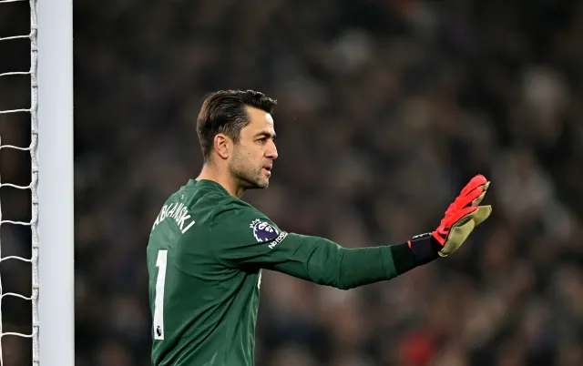 Fabiański oddzwonił do Żewłakowa. Dał jasną odpowiedz dyrektorowi Legii Warszawa