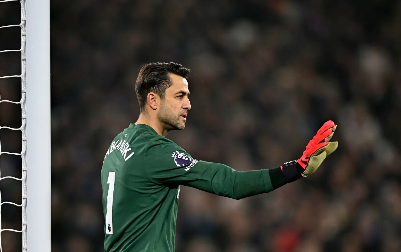 Fabiański oddzwonił do Żewłakowa. Dał jasną odpowiedz dyrektorowi Legii Warszawa