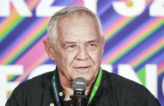 Marek Kondrat poznał braci Kaczyńskich, gdy byli dziećmi. "Grali głównie w wojny"