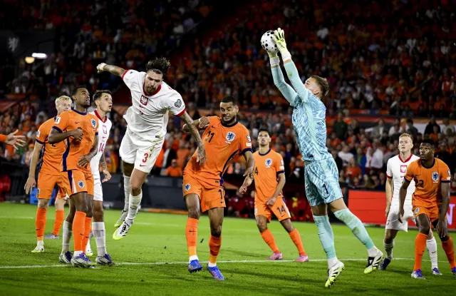 Bez Lewandowskiego kadrze lżej. Polacy w debiucie Urbana zremisowali z Holandią