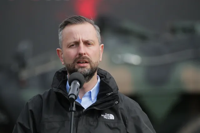 Odpowiedzialność za zdarzenie w Wyrykach ponosi Rosja. Szef MON przypomina o rosyjskim ataku dronów