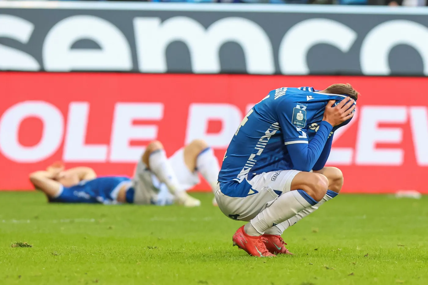 Liga Konferencji. Kompromitacja Lecha Poznań. Przegrał z "kopciuszkiem" z Gibraltaru