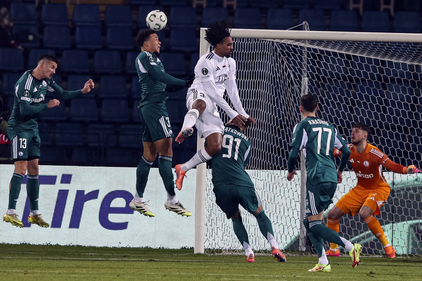 Liga Konferencji. Legia wyrównała niechlubny rekord. Pierwsza porażka Jagiellonii