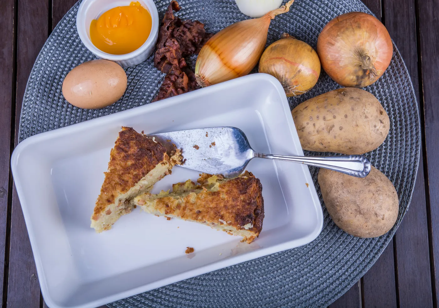 Pyszny obiad na sobotę. Podajemy przepis, Ty gotujesz. Podlaska babka ziemniaczana