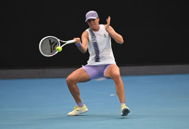 Kłopoty Świątek w 1. rundzie Australian Open. Chinka wysoko zawiesiła poprzeczkę