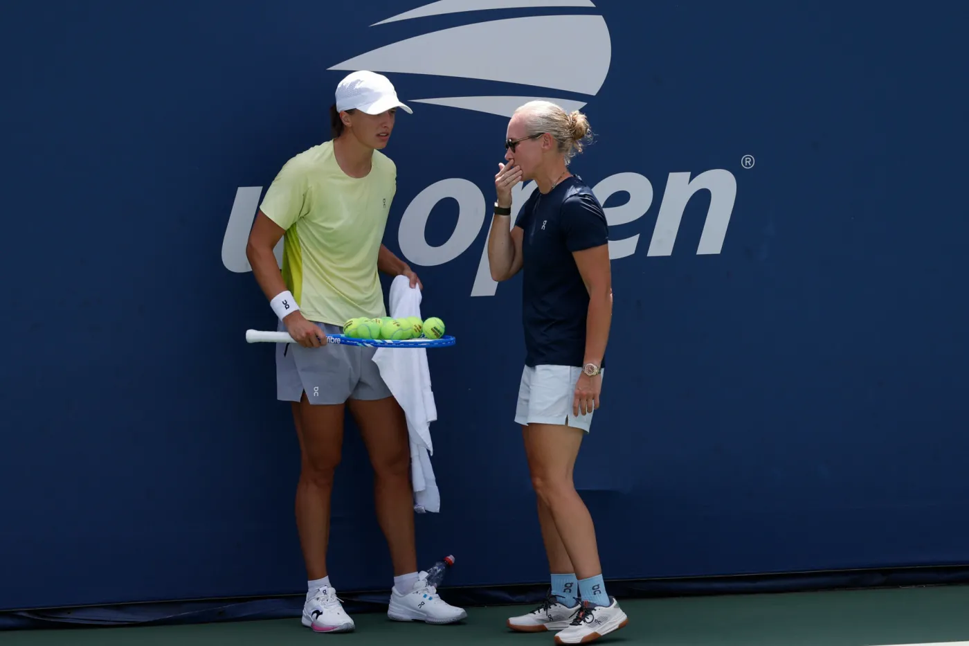 Wrze wokół Świątek i Abramowicz. Powrócił temat relacji tenisistki z psycholożką