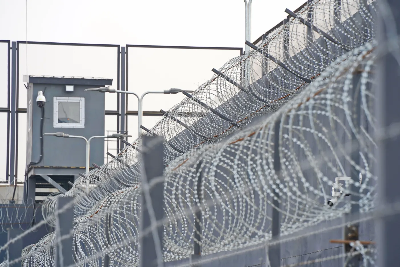 Poszukiwani pracownicy do więzień i aresztów. Zarobki? Nawet 22 tys. miesięcznie