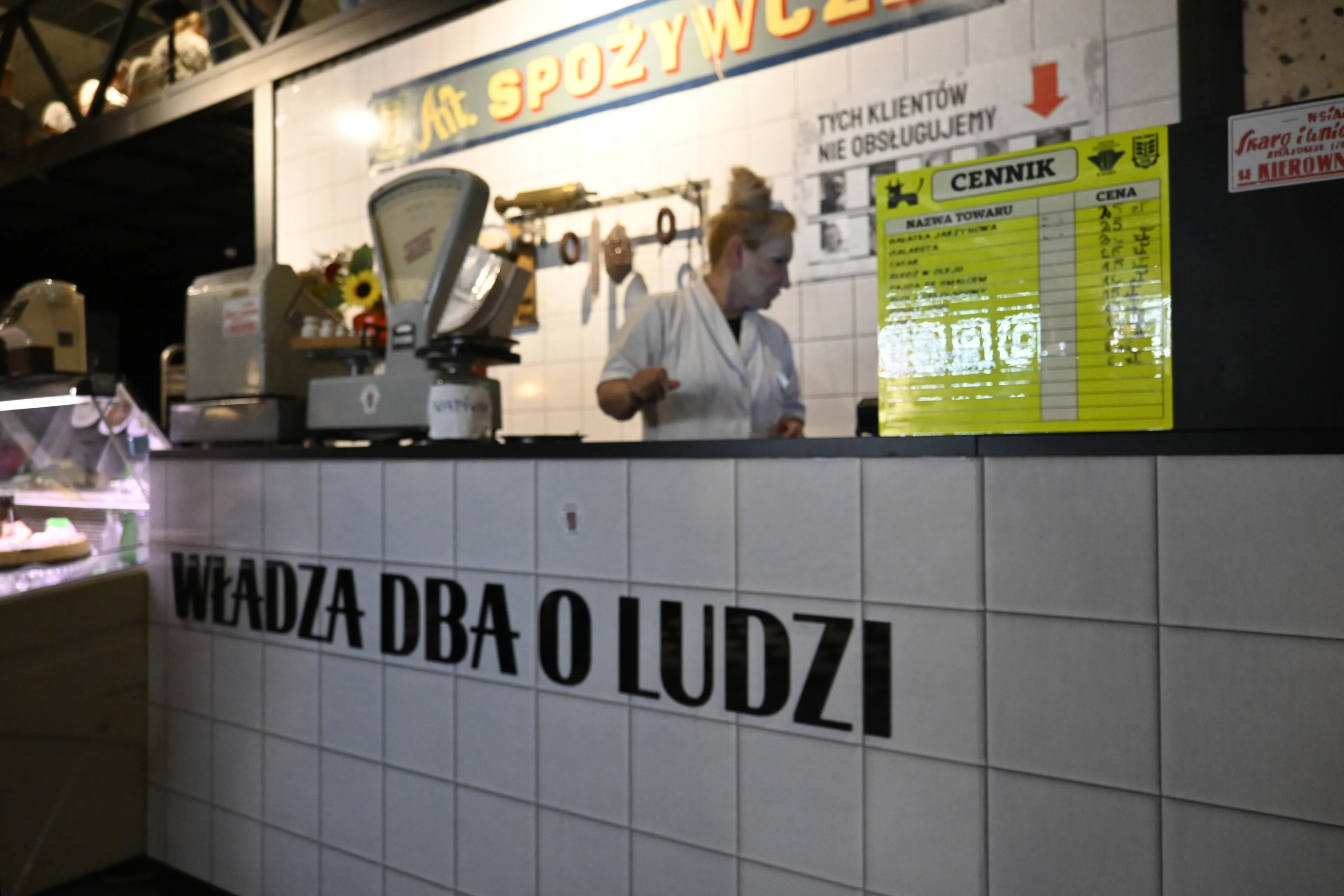 Słowa z PRL. Pamiętasz? Powyżej 7/12 zdobędą tylko znawcy epoki. Quiz