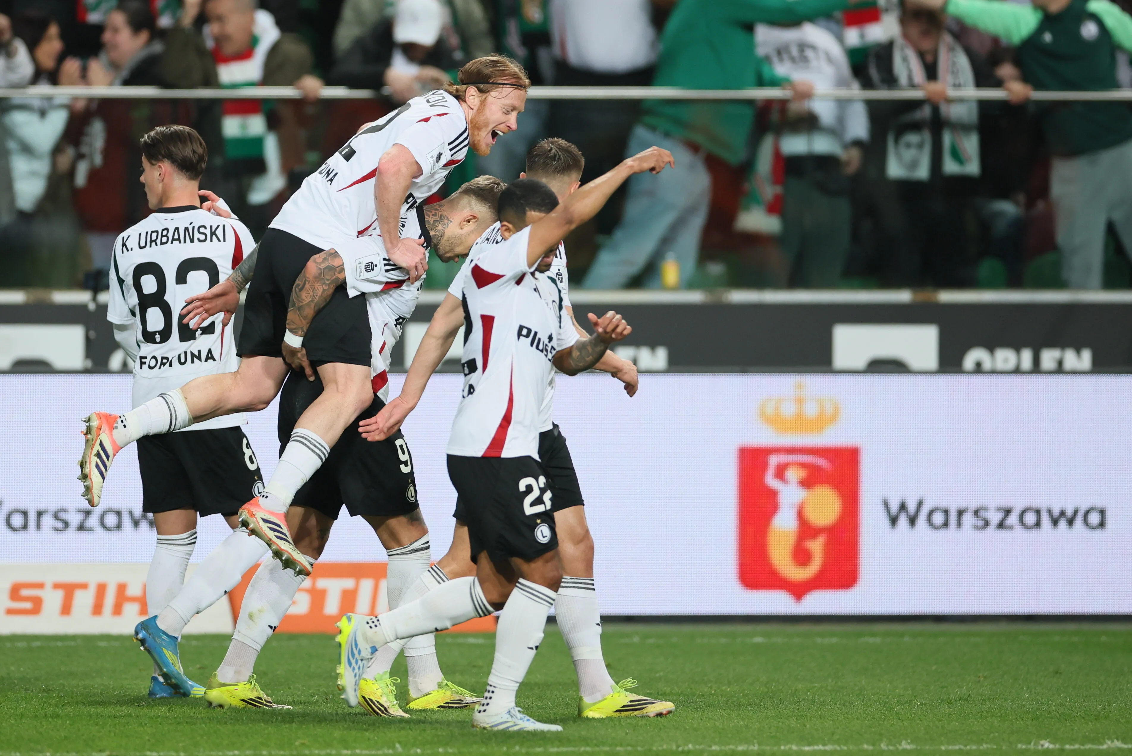 Legia przedłużyła serię meczów bez porażki i oddaliła się od strefy spadkowej