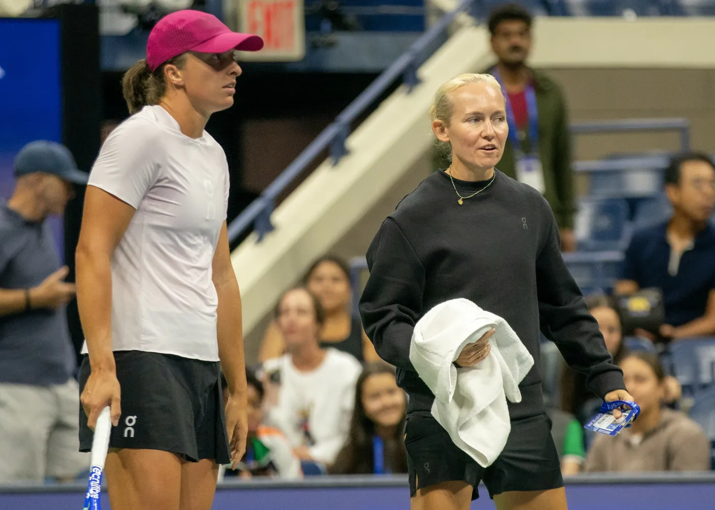 Abramowicz opuściła Świątek. Wiadomo, dlaczego psycholog nie było w Stuttgarcie