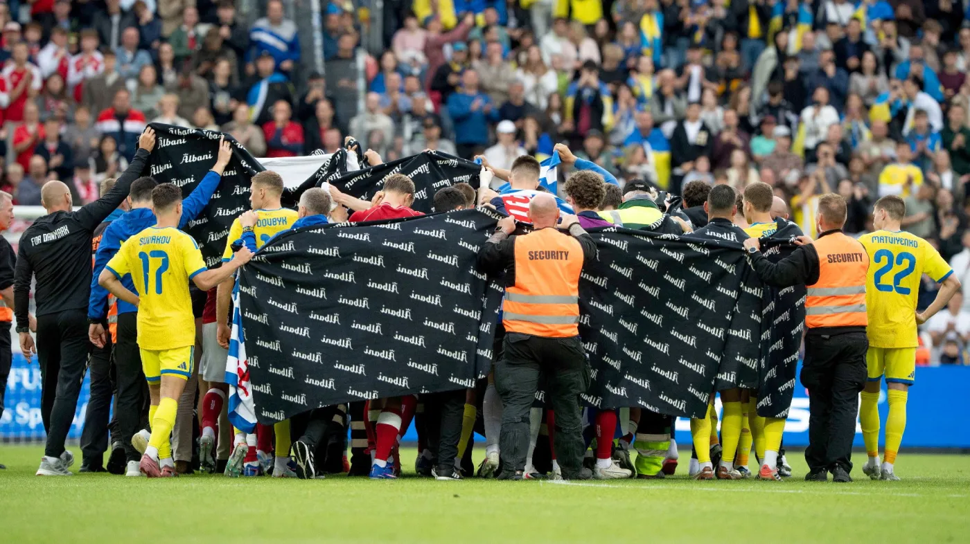 Eriksen znów zasłabł na boisku. Dramat Duńczyka podczas meczu z Ukrainą