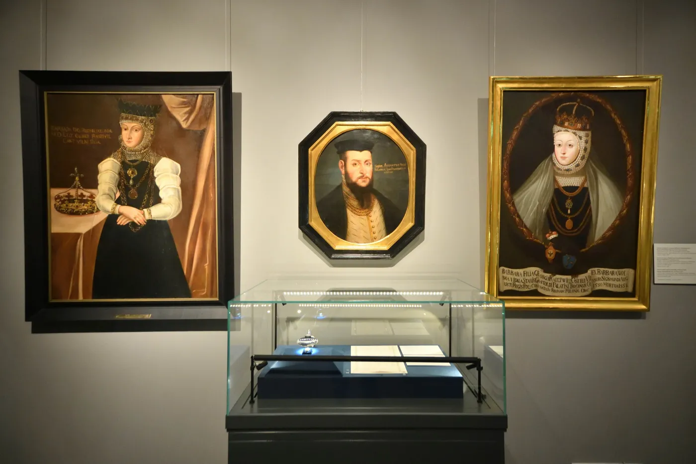 Sukces międzynarodowej wystawy Radziwiłłów w Wilnie