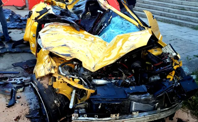 Najnowsze ustalenia śledczych: żółte Renault Patryka P. nie miało tylnej kanapy