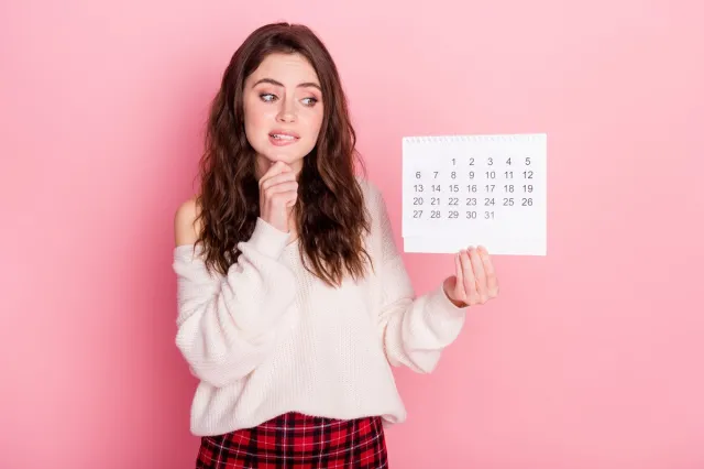 Kiedy złożyć wypowiedzenie przy okresie wypowiedzenia trwającym 1 miesiąc, 2 miesiące i 3 miesiące? Praktyczne przykłady