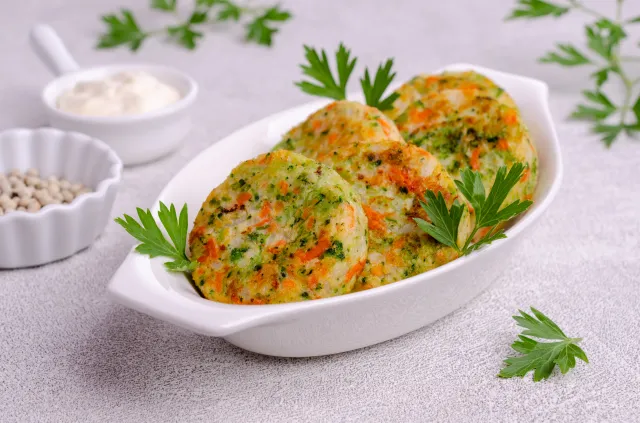 Kotlety z kapusty włoskiej. Przepis siostry Anastazji nie tylko na piątkowy obiad