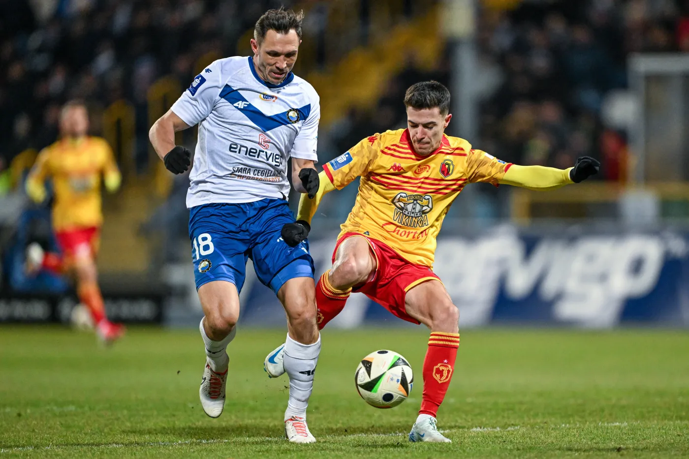 Sensacja w Ekstraklasie. Dawid wygrał z Goliatem. Ten gol powinien zostać zaliczony?