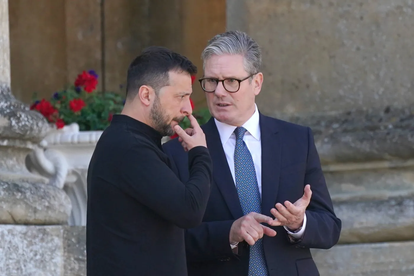 Londyn wkracza do gry. Wielka Brytania doradza Ukrainie, jak odzyskać wsparcie USA