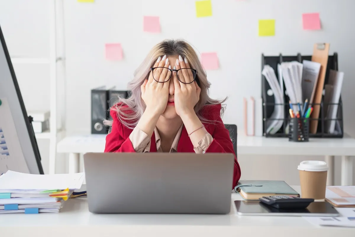 Polacy tracą sens pracy. Aż 80% nie czuje do niej pasji