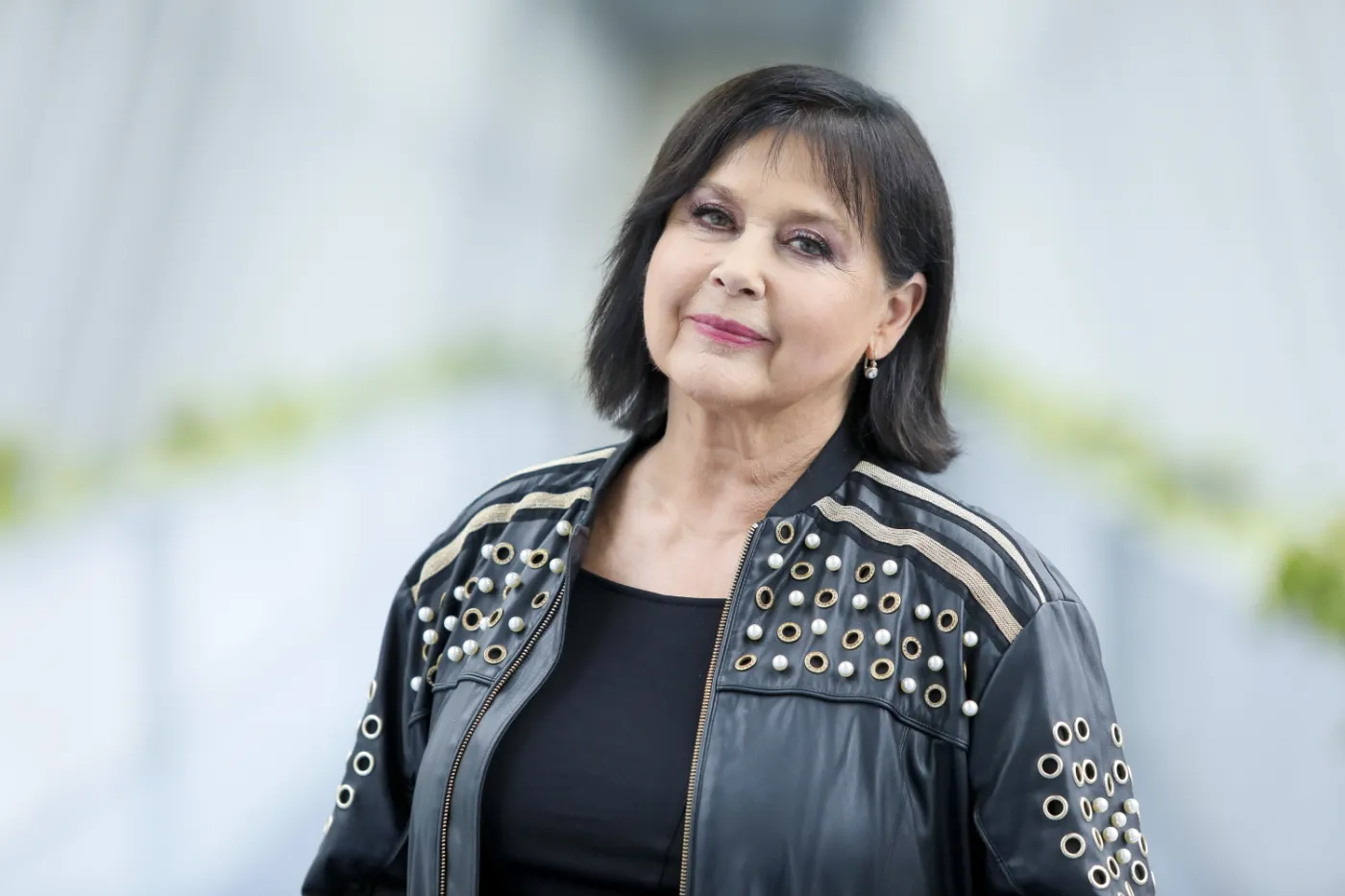 Trzy razy wychodziła za mąż. Mówi o sobie "kobieta domowa". Jaka prywatnie jest Elżbieta Jaworowicz?