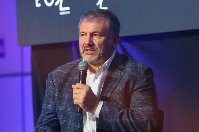 Afera działkowa pod CPK. Prokuratura wszczyna śledztwo. Żurek: Sprawdzimy to do spodu