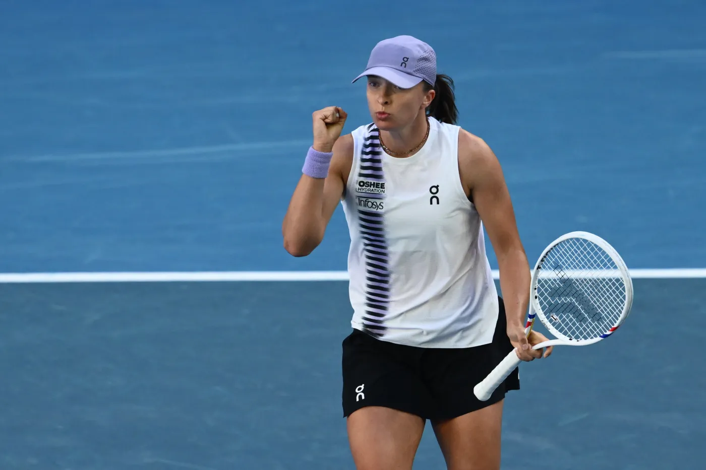 Australian Open. Świątek pokonała Bouzkovą. Poszło łatwiej niż w pierwszej rundzie