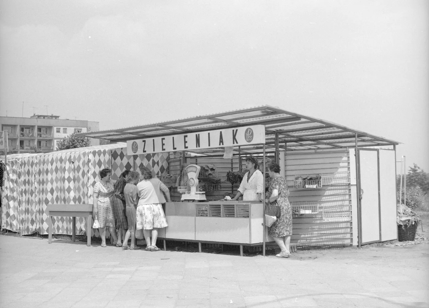 Nostalgiczny QUIZ o życiu w PRL. Będzie 100 proc. normy? Uważaj na ostatnie pytanie