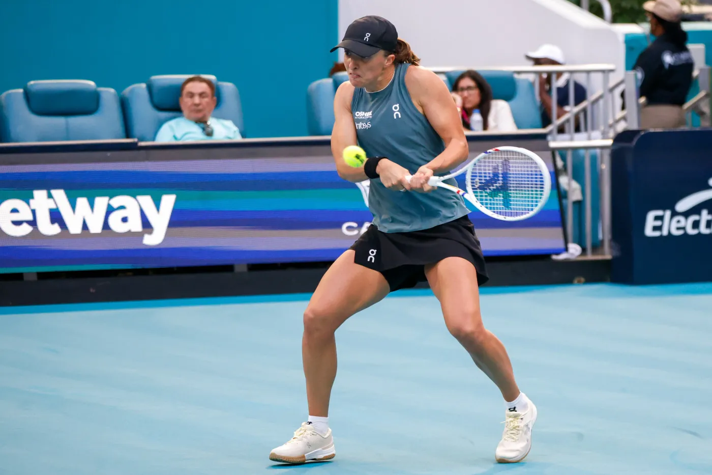 Sensacja. Iga Świątek przegrała z Magdą Linette w drugiej rundzie turnieju w Miami